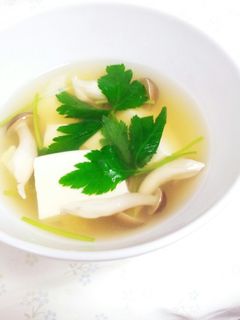 豆腐と三つ葉のお吸い物-レシピのメイン写真