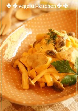 ランチに鮭と茸のパスタ*豆乳カルボナーラ-レシピのメイン写真