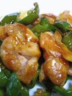 残り物で炒め物☆ピーマンと鶏肉のピリカラ炒め-レシピのメイン写真