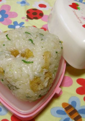 甘辛唐揚げ(ナゲット)のおにぎり-レシピのメイン写真
