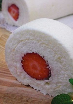 ホワイトデーに♡純白ロールケーキ-レシピのメイン写真