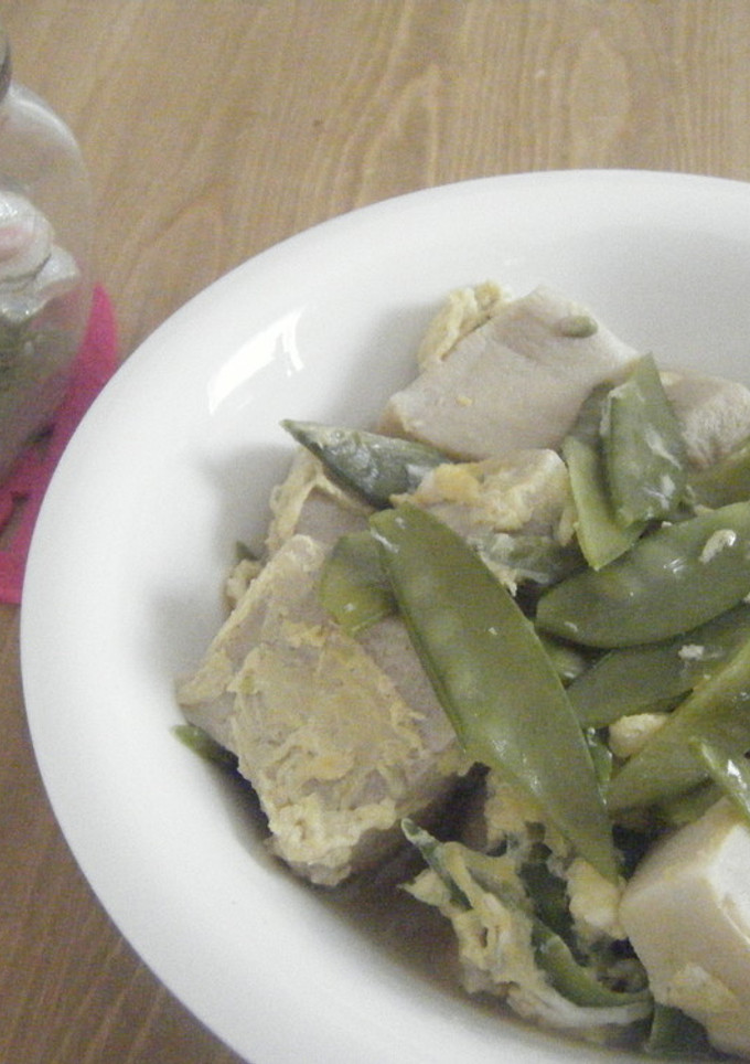 母の味♪高野豆腐と絹さやの卵とじ❤-レシピのメイン写真