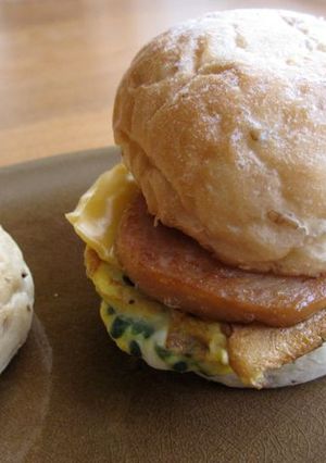 沖縄のジェフの味を再現!ぬーやるバーガー-レシピのメイン写真