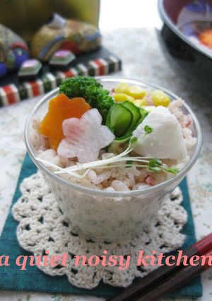 ひな祭り♪花畑みたいな三色カップご飯-レシピのメイン写真