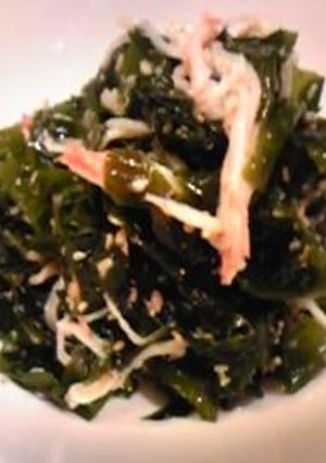 生わかめとカニカマde和えもの-レシピのメイン写真