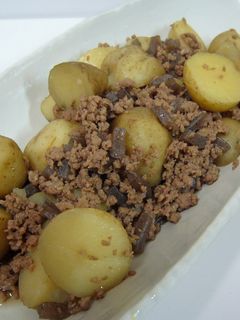 新じゃがとひき肉の甘辛煮-レシピのメイン写真
