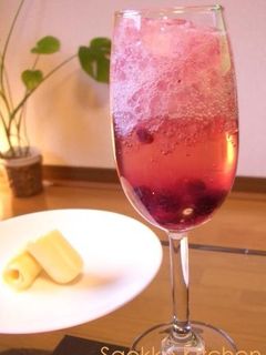 サイダーでカクテル風☆inぷるぷるゼリー-レシピのメイン写真