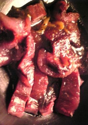 マグロの血あいの焼肉のたれ和え-レシピのメイン写真