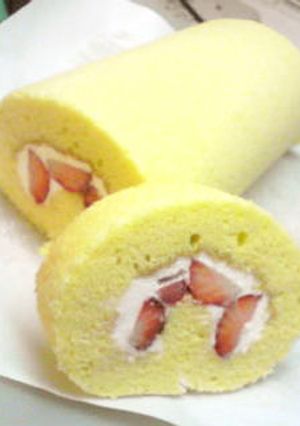 ふんわり♪しっとりシフォンのロールケーキ-レシピのメイン写真