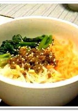 焼肉のタレで♪簡単我が家のビビンバ風丼*-レシピのメイン写真