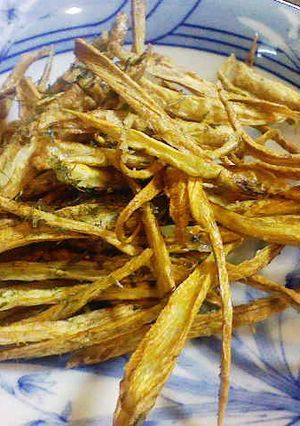 ゴボウささがきの素揚げ(ごぼうチップ)-レシピのメイン写真