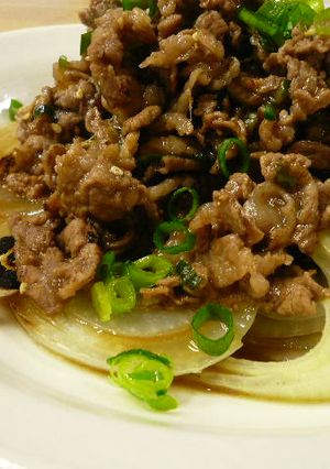 韓国風たまねぎ牛肉のっけモリ-レシピのメイン写真