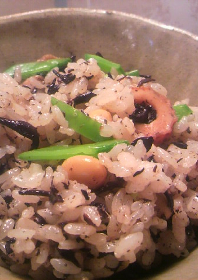 ひじきと大豆の炊き込み混ぜご飯-レシピのメイン写真