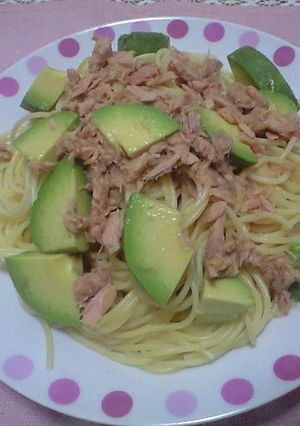 アボカドとツナのパスタ-レシピのメイン写真