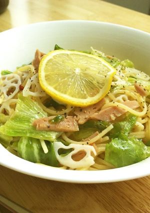 レモン風味!レタスとれんこんのパスタ-レシピのメイン写真