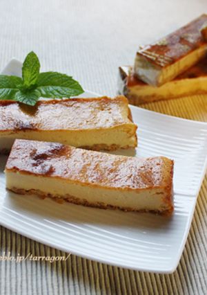 量りいらずの濃厚ベイクドチーズケーキ-レシピのメイン写真