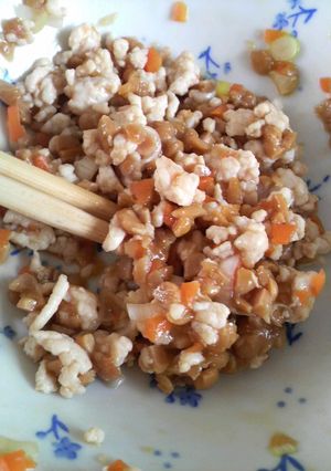 野菜嫌いの子供に！人参スタミナ納豆-レシピのメイン写真