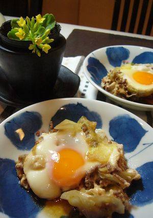 あと一品☆春キャベツとミンチの巣籠り卵-レシピのメイン写真