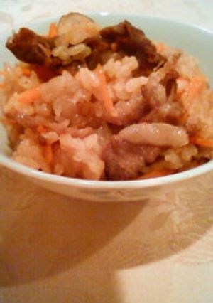 ほんのり甘い♥牛肉とごぼうの炊き込みご飯-レシピのメイン写真