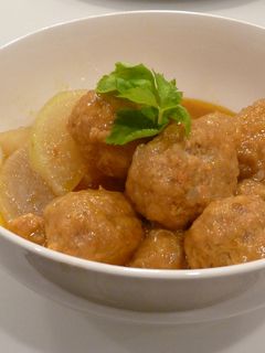 おろしニンジン入りふわふわ肉団子-レシピのメイン写真