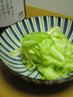 味わい深いキャベツのゴマ和え-レシピのメイン写真