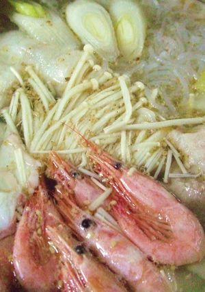 海鮮&豚肉☆あっさりゴマ塩鍋♪-レシピのメイン写真