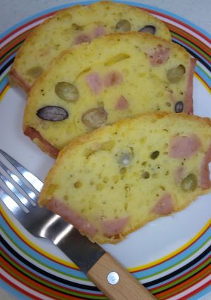 ケークサレ（ソーセージ＆ミックス豆）-レシピのメイン写真