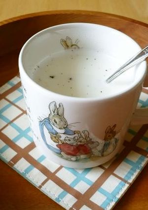 リッチなホットミルク-レシピのメイン写真