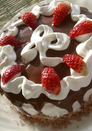 ラブリ♥苺チョコのデコレーションケーキ✿-レシピのメイン写真