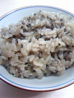 真っ黒☆黒ごまご飯☆-レシピのメイン写真