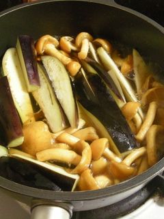 ナスとナメコの煮物-レシピのメイン写真