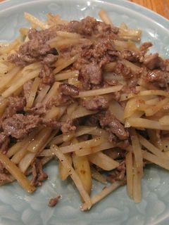 牛肉とじゃがいもの炒め物-レシピのメイン写真