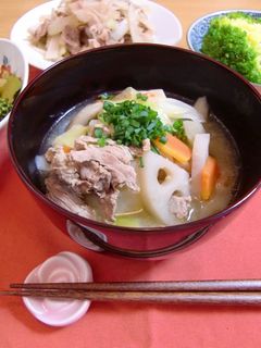 我が家の簡単豚汁-レシピのメイン写真