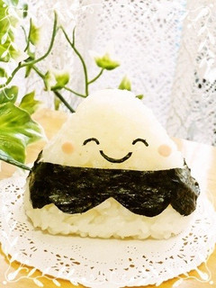 簡単キャラ弁風 塩おにぎり♪-レシピのメイン写真