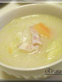 *ミルク風味のとんこつスープ*-レシピのメイン写真