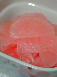 ほんのり春色✿簡単♪大根のお漬物-レシピのメイン写真