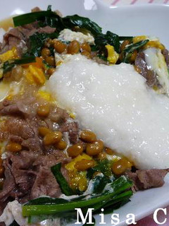 にら玉牛ネバネバ納豆丼-レシピのメイン写真