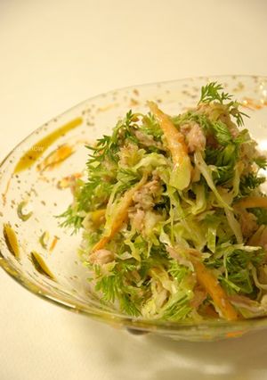 にんじんの葉と春キャベツのサラダ-レシピのメイン写真