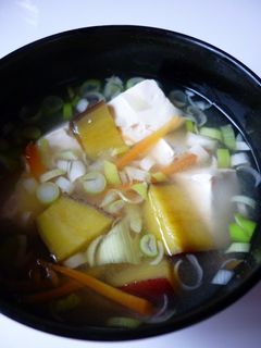 さつまいもと豆腐のお味噌汁-レシピのメイン写真