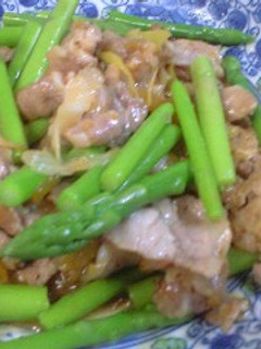 春アスパラと豚肉のさわやか甘夏ジャム炒め-レシピのメイン写真