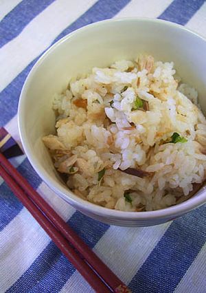 アジの干物から～梅と一緒にまぜご飯～-レシピのメイン写真