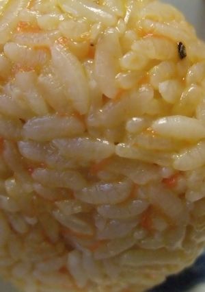うちの夫の朝ごはん：にんじんのおにぎり-レシピのメイン写真