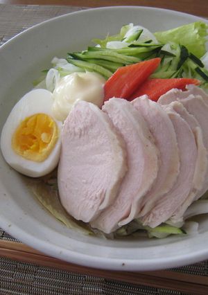 アレンジ自在！胸肉でしっとりゆで鶏-レシピのメイン写真