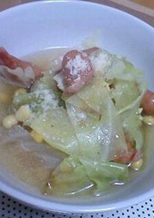 春キャベツとソーセージのらくちんスープ-レシピのメイン写真