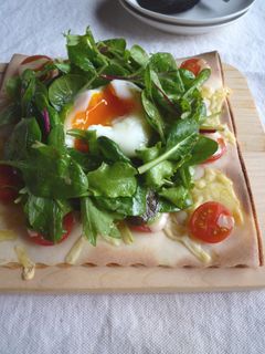春巻きの皮で野菜サラダピザ-レシピのメイン写真