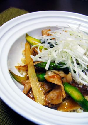 香りで食べる！新生姜の中華炒め丼-レシピのメイン写真