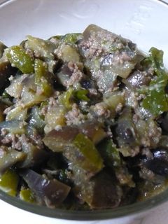 ひき肉とピーマンとナスのごま味噌炒め-レシピのメイン写真