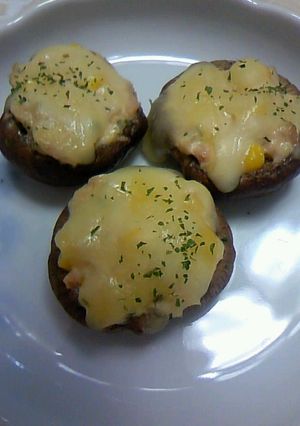 しいたけの★ツナマヨコーンチーズ焼き★-レシピのメイン写真