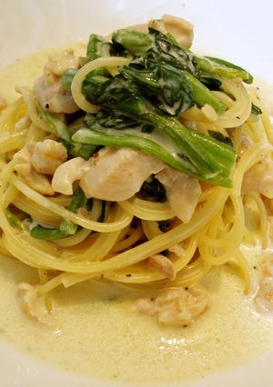 鶏肉とほうれん草と三種のチーズパスタ-レシピのメイン写真