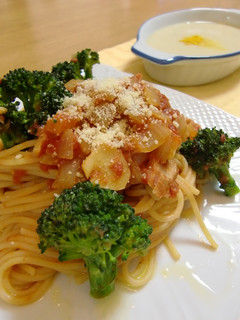 簡単ツナ&ブロッコリのトマトソースパスタ-レシピのメイン写真